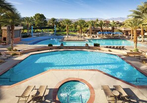 Outdoor pool, a heated pool - Marriott Shadow Ridge II - Enclaves, 2 Bedroom Unit - Sleeps 8 "Coachella" (Palm Desert)