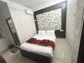 รูปภาพที่ไม่ได้จัดประเภท, 4 จาก 15, ปุ่ม