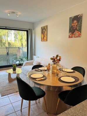Dining - Apartment in Ares 400m from the beach with private garden and garage included. (Ares)