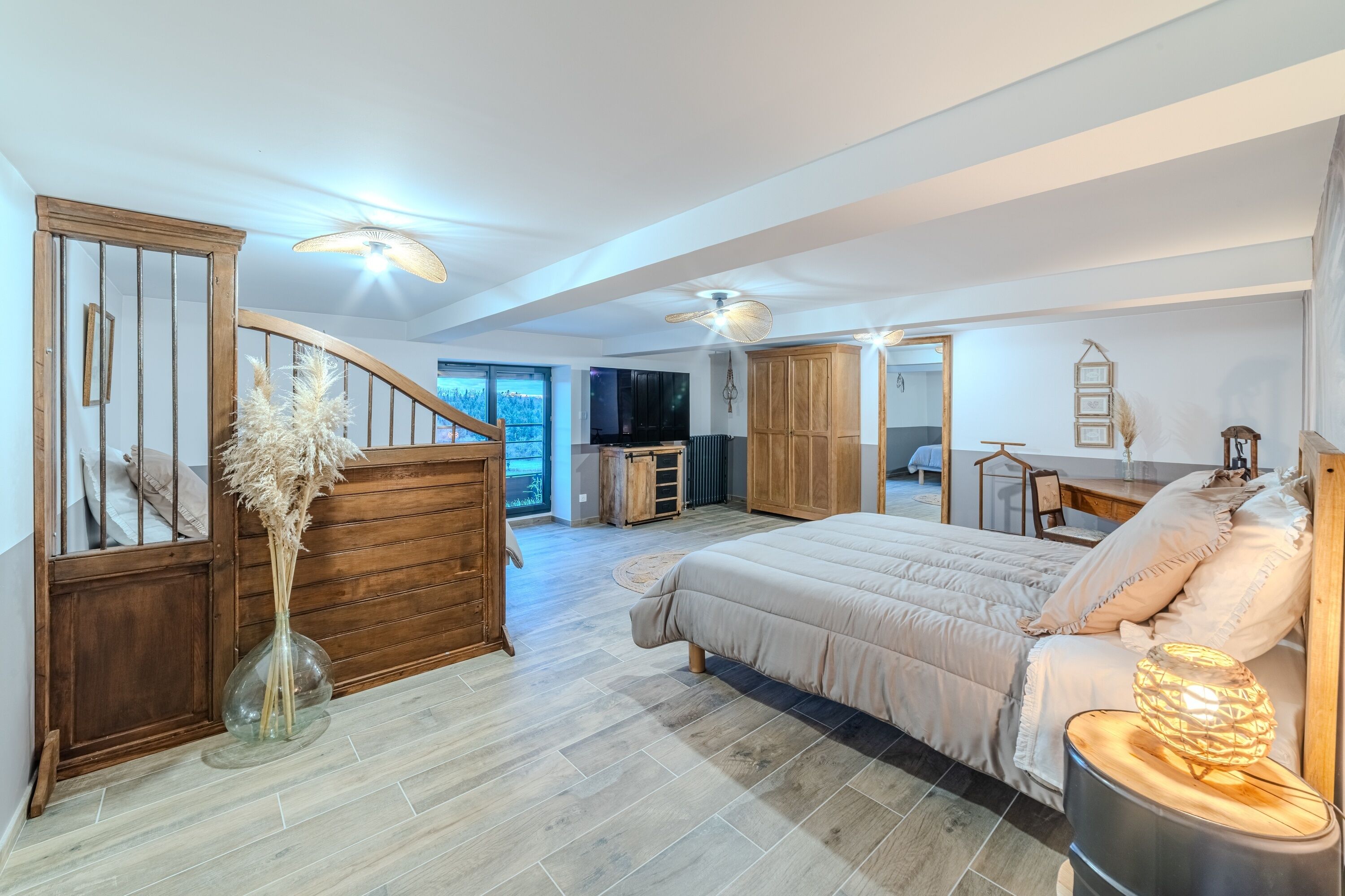 3 bedrooms, iron/ironing board, free WiFi, bed sheets