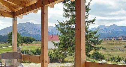 Cozy Mountain Chalet with Durmitor View 3