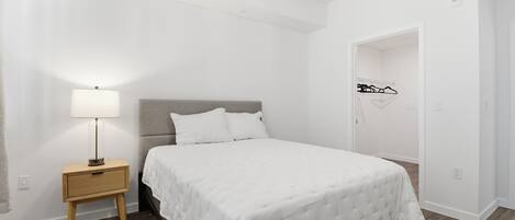 1 bedroom, WiFi, bed sheets