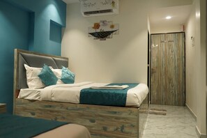 Unclassified image, 4 of 6, button - Hotel New 7AM  (Mumbai)