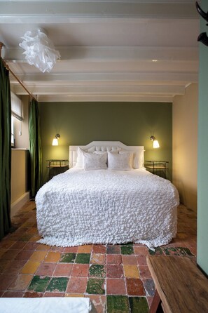 Uklassifisert bilde, 2 av 14, knapp