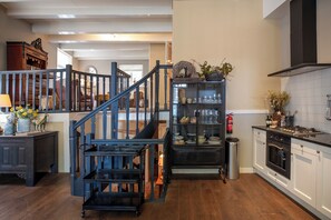 Uklassifisert bilde, 3 av 14, knapp