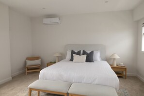 Iron/ironing board, WiFi - 2BD | Cozy Modern Hideaway | Noble Park (Noble Park)