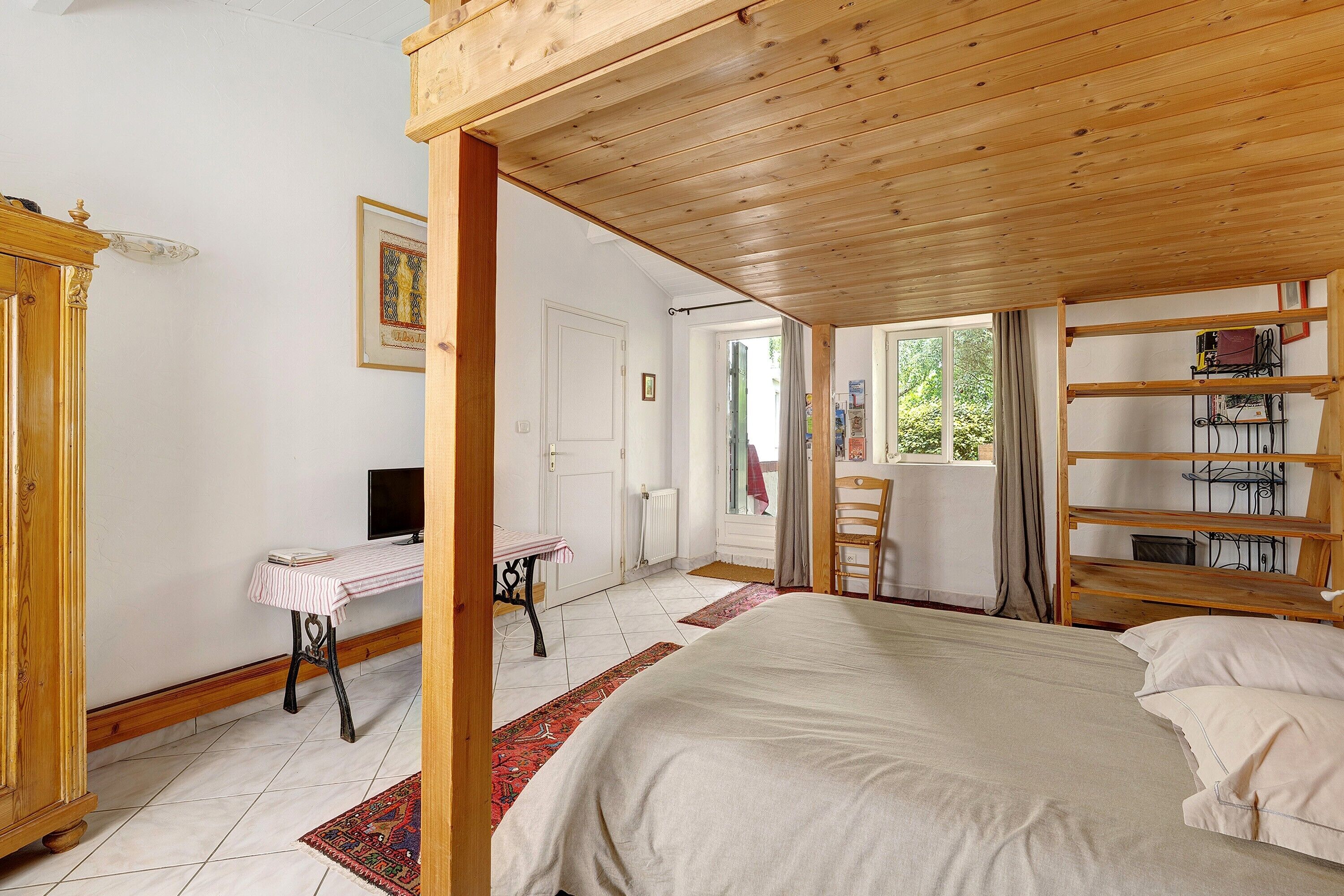 1 habitación, wifi y ropa de cama 