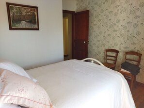 3 slaapkamers, gratis wifi, beddengoed