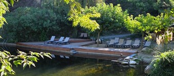 Cozy Chalet with Terrace - 52m², Sleeps 6