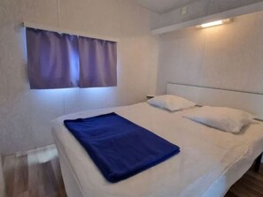 2 bedrooms, free WiFi - Cozy mobile home for 4 guests (Gondrin)