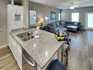 Studio (5 Bedrooms) | Property amenity - Hammonds Reef (Corpus Christi)