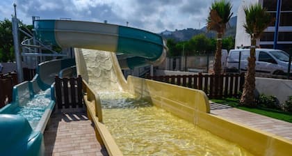 Chalet 52mÂČ avec Terrasse Ă BenicĂ ssim pour 4 personnes