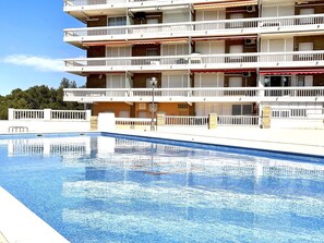 Exterior - Modern apartment in Salou with terrace, air conditioning, and parking (Salou)