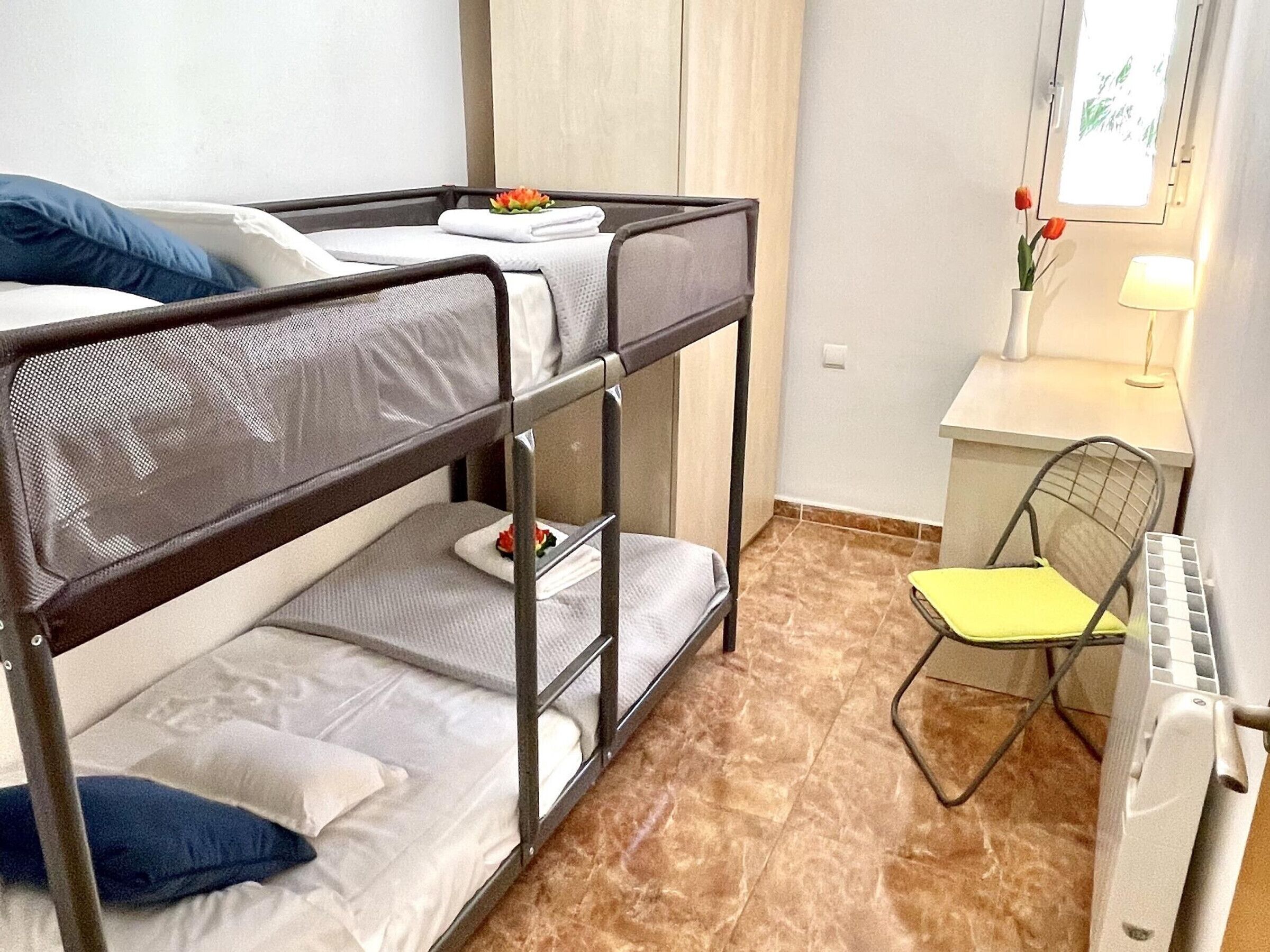 3 bedrooms, free WiFi, bed sheets