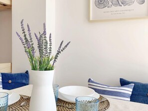 Dining - Beachfront Family Apartment with Pool and Terrace (La Pineda)
