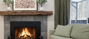 Mountain Basecamp Near Killington | Fireplace + Pool Access