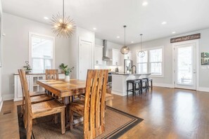 Dining - The Brightside Retreat: 4BR East Nashville Home w/ Balconies & Close to Downtown (Nashville)