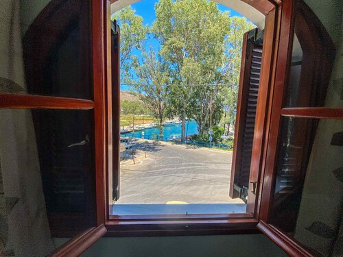 COZY NEST APT1 ON GEORGIOUPOLIS-CHANIA CRETA
200 METER FROM THE BEACH