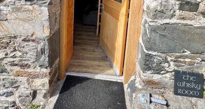 The Whisky Room – A Cosy Highland Escape for Two by edradour1725