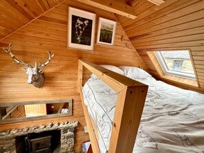 1 chambre, fer et planche à repasser, Wi-Fi gratuit, draps fournis