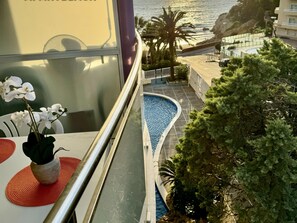 Pool - Seaside loft in Salou with AC and terrace (Salou)