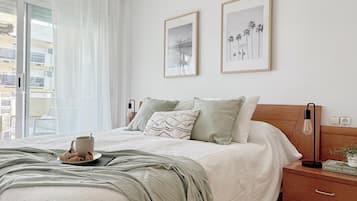 3 habitaciones y ropa de cama