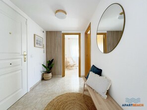 Interior - Lovely air-conditioned apartment, pools, parking, near beach - La Pineda (La Pineda)