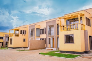 Exterior - Large spacious family friendly 4 bedroom home in Lilongwe (Lilongwe)