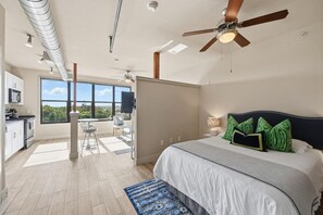 1 Schlafzimmer, Schreibtisch, Bügeleisen/Bügelbrett, kostenloses WLAN