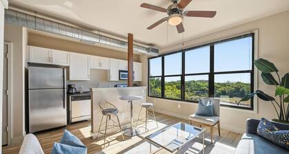 Bright, Airy — All You Need, Walk Downtown!