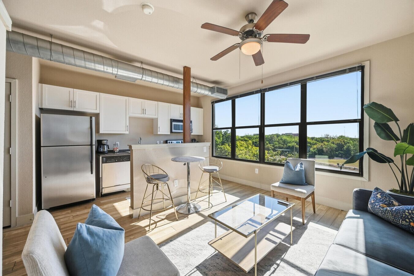 Téléviseur connecté, jeux vidéo, chaîne audio