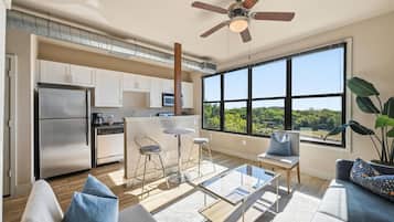 Téléviseur connecté, jeux vidéo, chaîne audio