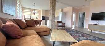 Pista house