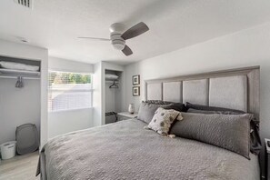 1 chambre, fer et planche à repasser, Wi-Fi gratuit, draps fournis