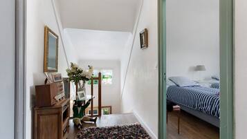 2 slaapkamers, een strijkplank/strijkijzer, wifi, beddengoed