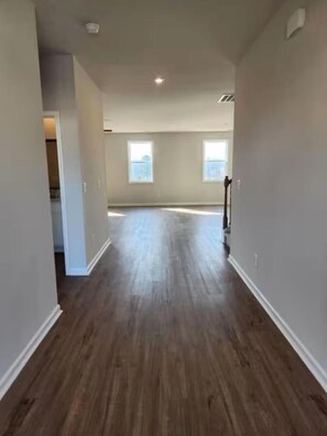 Unclassified image, 5 of 6, button - Masters Week Retreat (Grovetown)