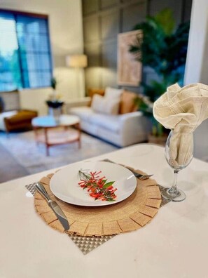 Interior - Sunny Getaway - Steps to Old Town La Quinta! (La Quinta)