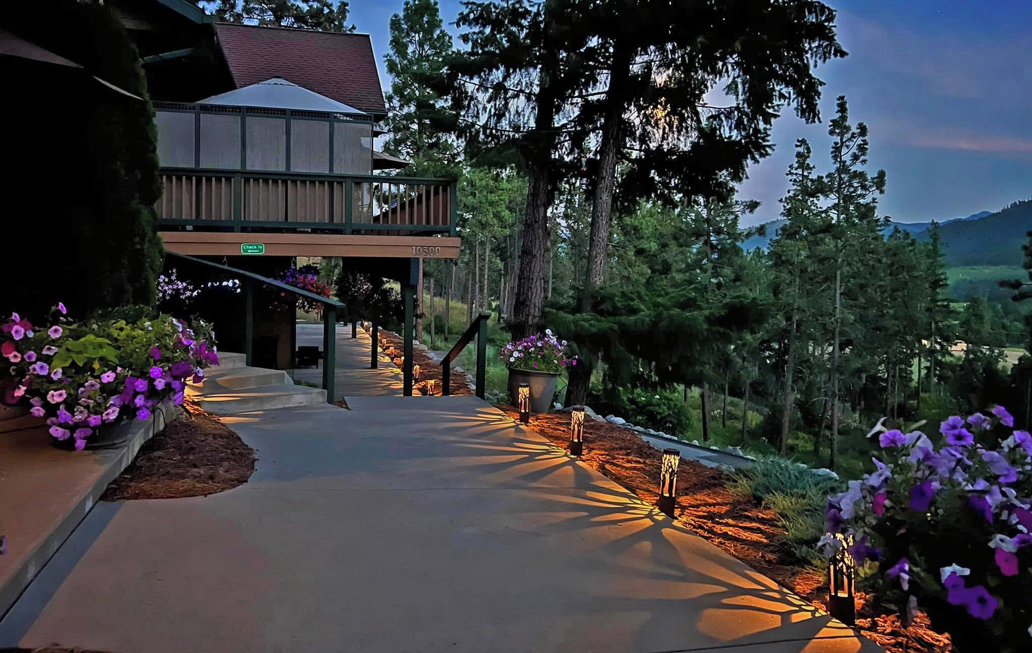 المنطقة المحيطة بالمنشأة