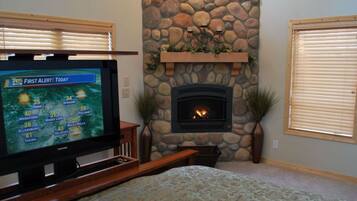 Suite-Private Bathroom-Luxury-Mountain view-Enchantment Guest Haus - Room Only | Wi-Fi gratis