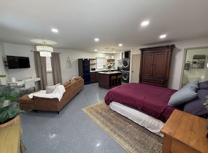 Unclassified image, 3 of 9, button - NEW! Cozy Quiet Studio-Walk to Route 66-Safe Area (Tulsa)