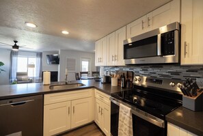 Unclassified image, 4 of 42, button - Family Poolside Fun, Golf & Games! (Scottsdale)