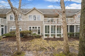 Exterior - Three BR Townhome in Sea Colony (Bethany Beach)