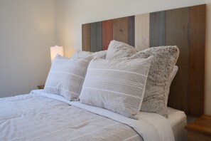 2 bedrooms, Internet, bed sheets