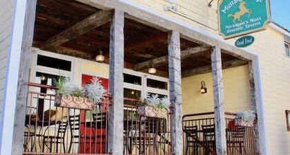 Astor Street Retreat 3BR Condo