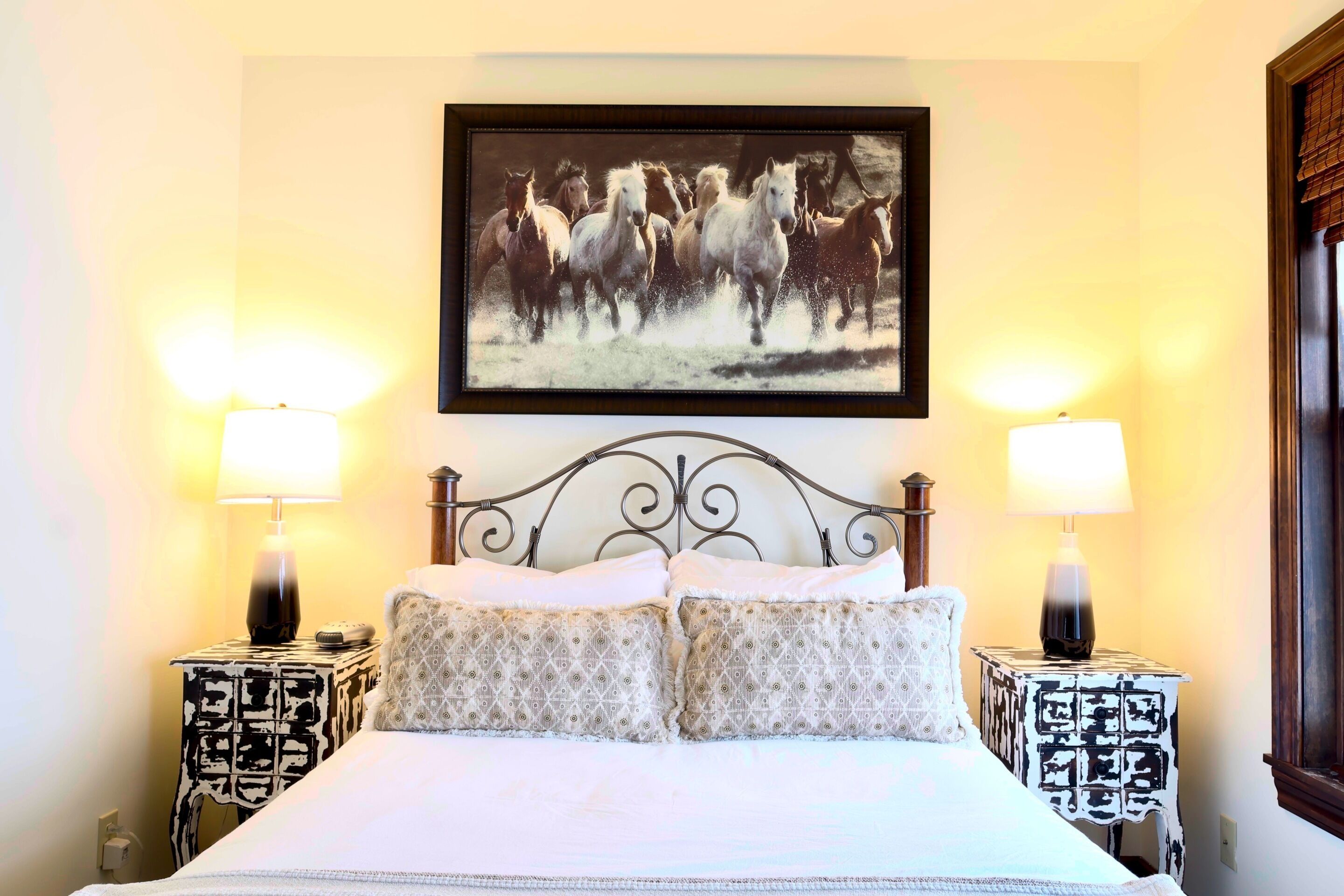 3 bedrooms, WiFi (free), bed sheets