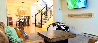 Astor Street 3BR Condo