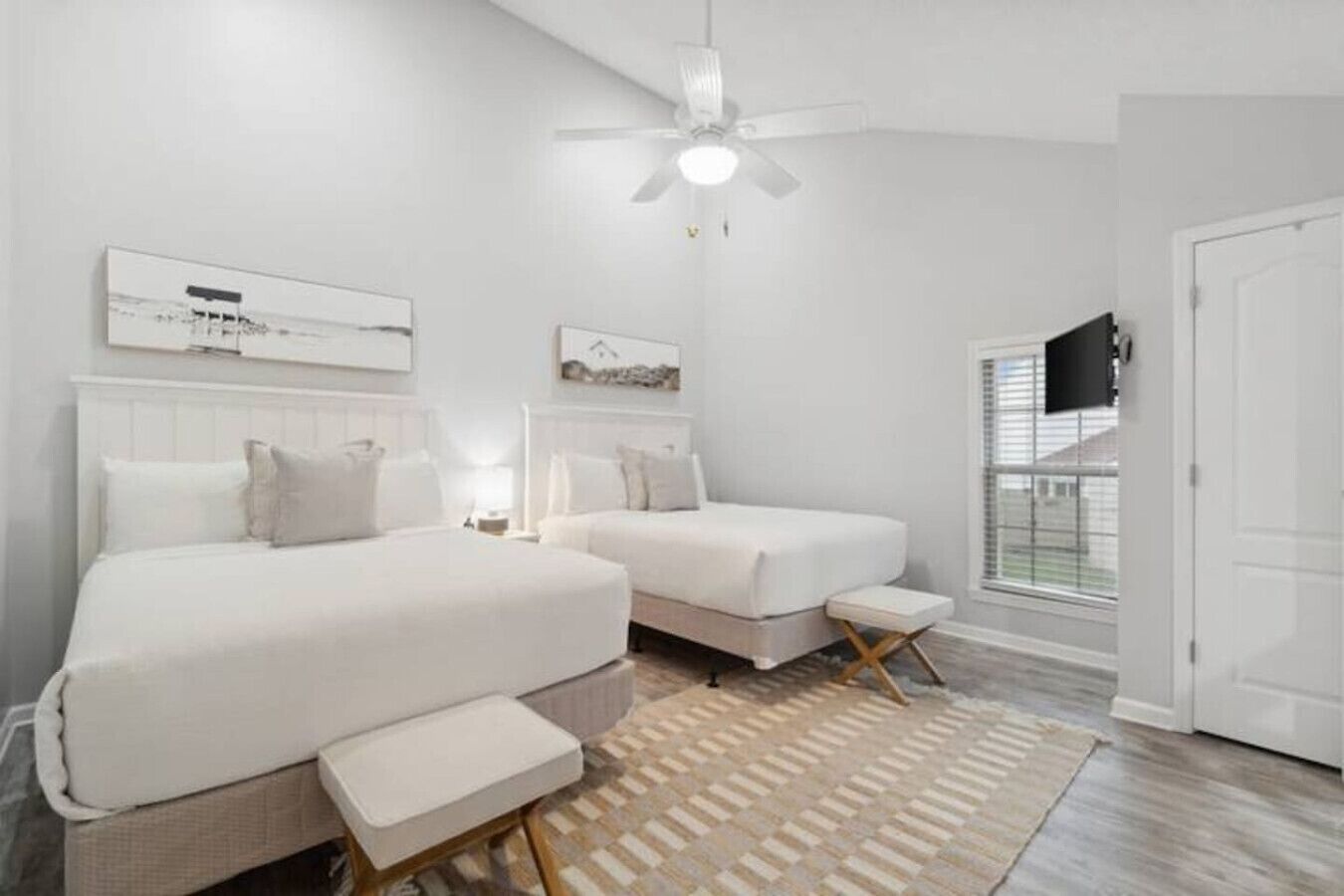 Iron/ironing board, travel crib, WiFi, bed sheets