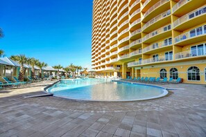 Pool - Bourbon Sunsets - WALK to Pier Park, BEACH Access (Panama City Beach)