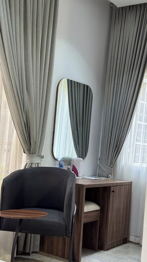 Nicht klassifiziertes Bild, 3 von 19, Schaltfläche