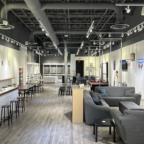 Unclassified image, 4 of 15, button - Chil_Space [Event Venue & Offsite HQ] (Saginaw)